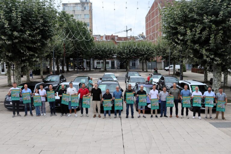 Berocasión acelera en Carballo con 16 expositores e máis de 500 vehículos á venda no Rego da Balsa
